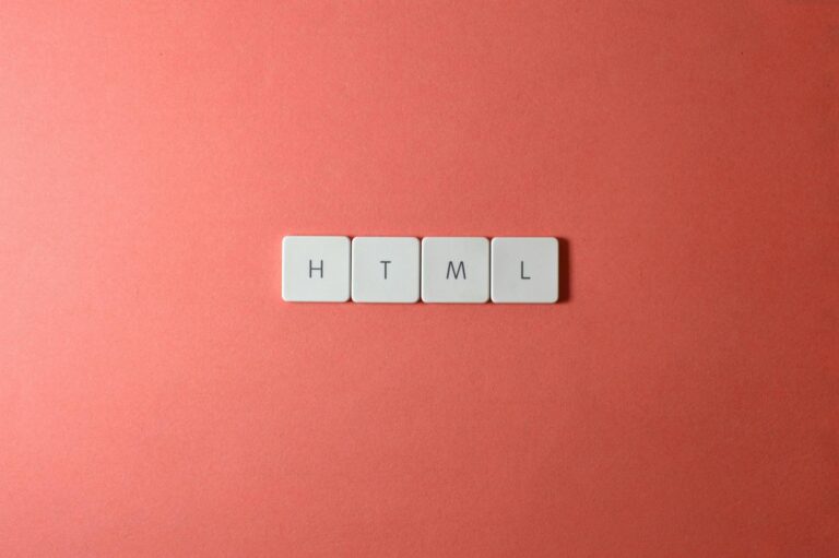Typography and User Experience: A Deep Dive into Web Design